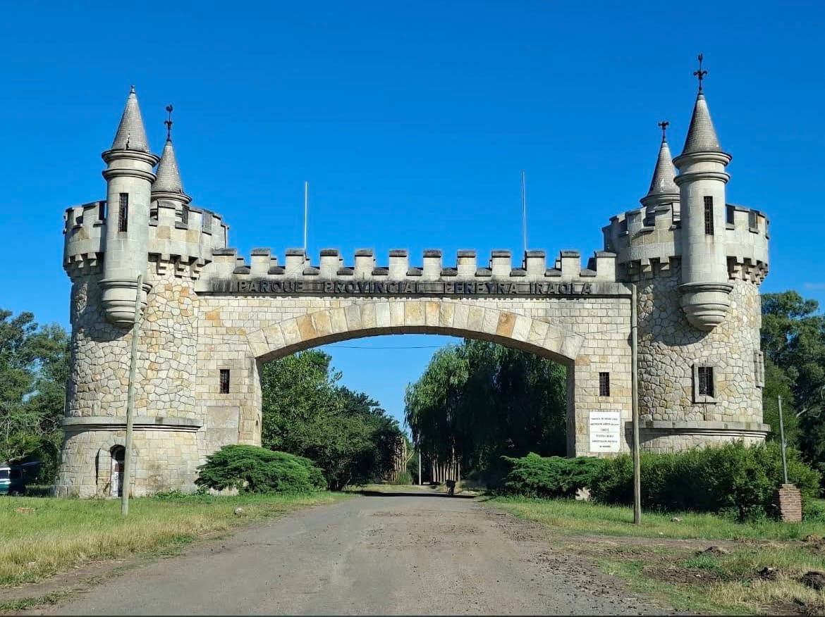 Castillo Pereyra Iraola